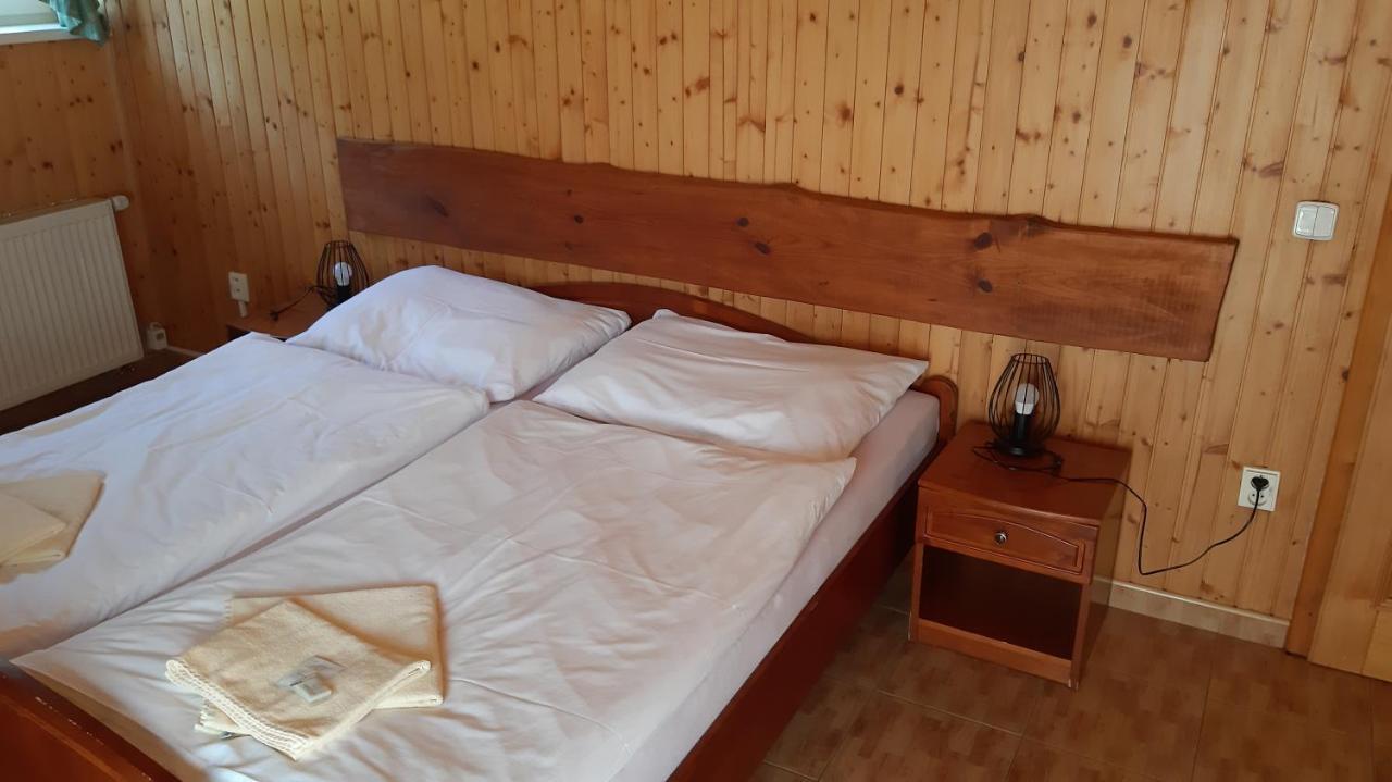 Penzión pri studničke Omastiná Exterior foto