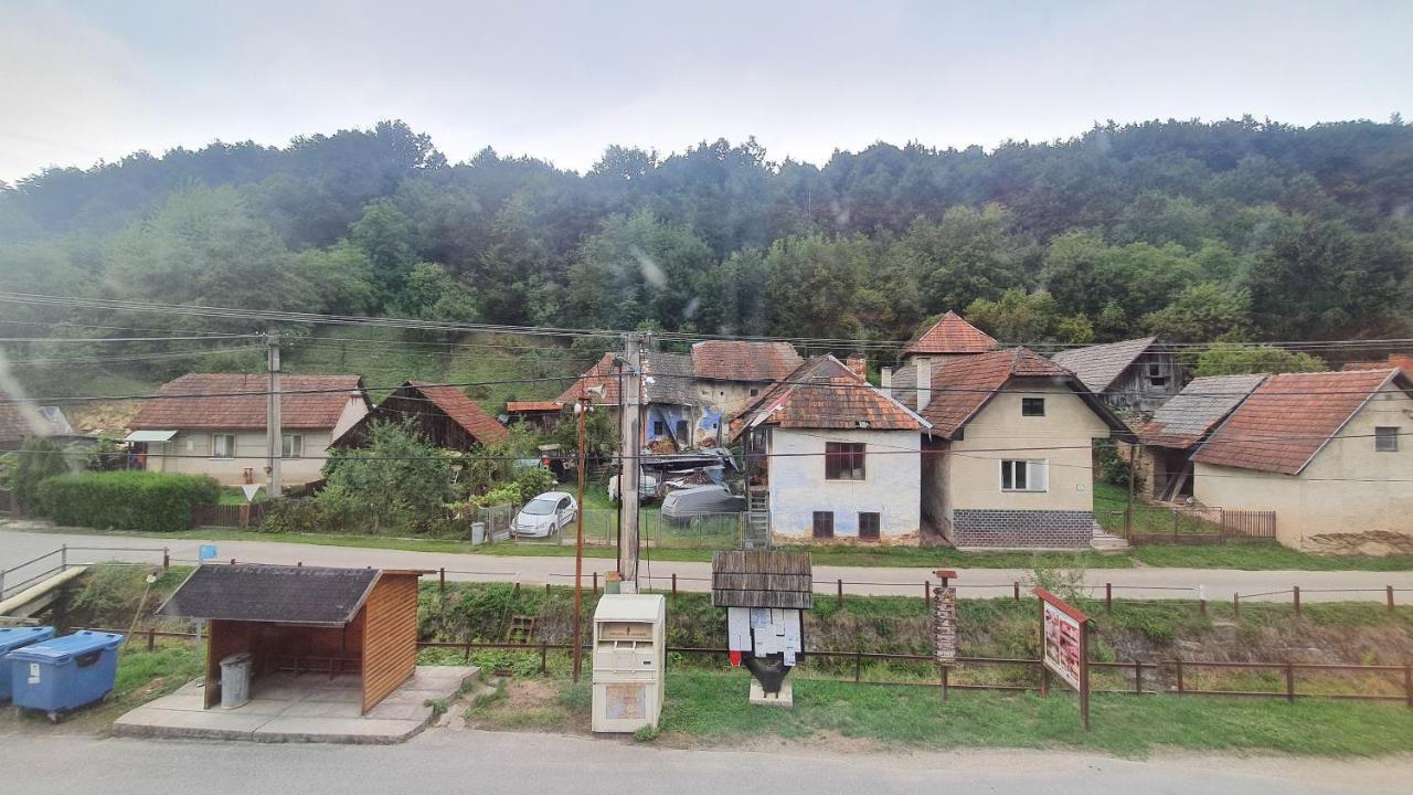 Penzión pri studničke Omastiná Exterior foto