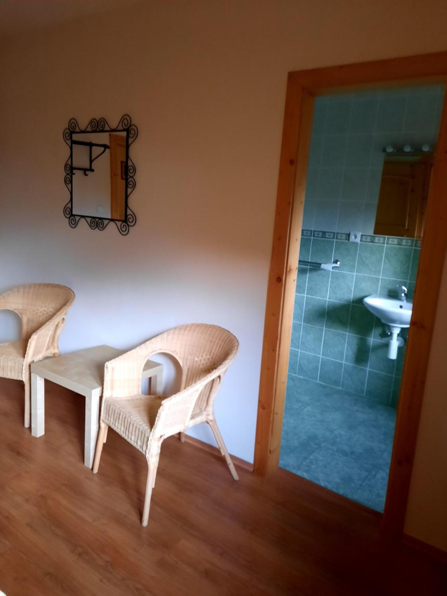 Penzión pri studničke Omastiná Habitación foto
